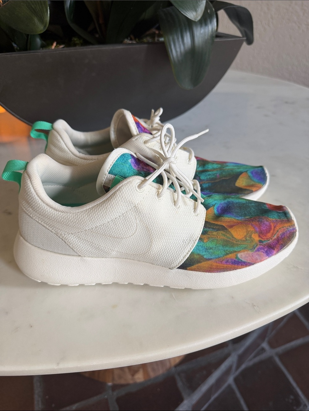 Nike Women’s White Sneakers with Multicolor Marble Toe